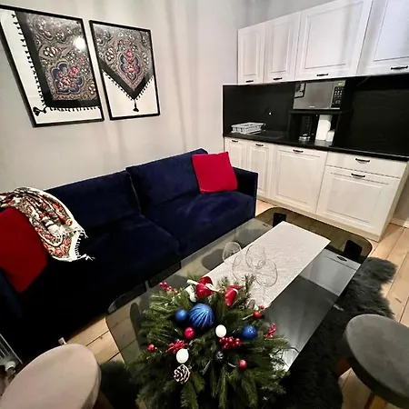 Otuleni Tatrami Apartment *